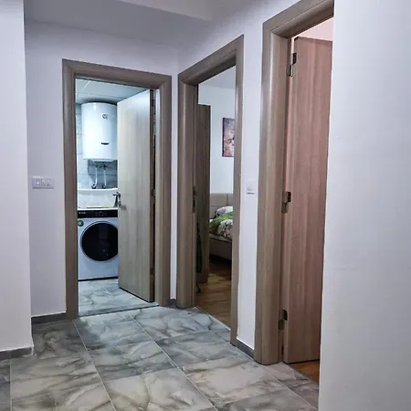 Tushe Luxury Apartment Skopje