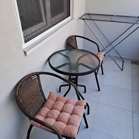 Tushe Luxury Apartment *